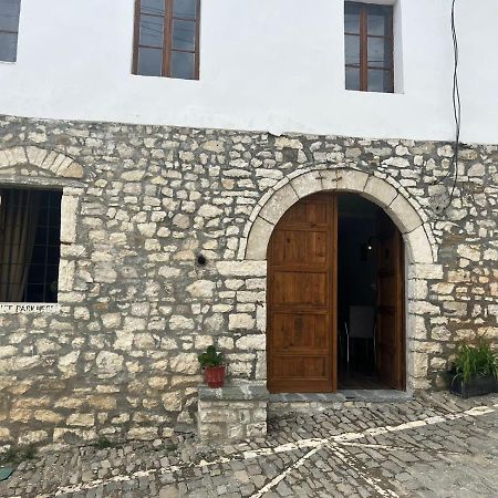 Hotel Omer The Ottoman House Berat Luaran gambar