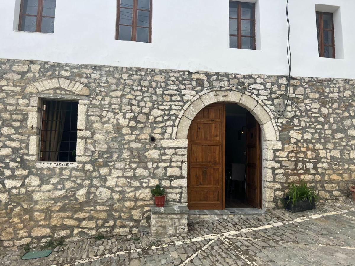 Hotel Omer The Ottoman House Berat Luaran gambar