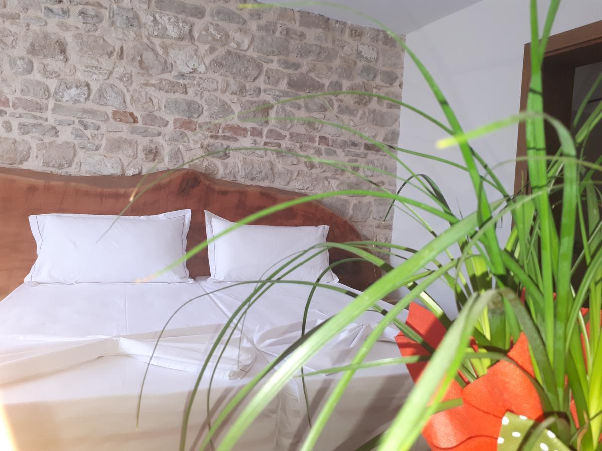 Hotel Omer The Ottoman House Berat Luaran gambar